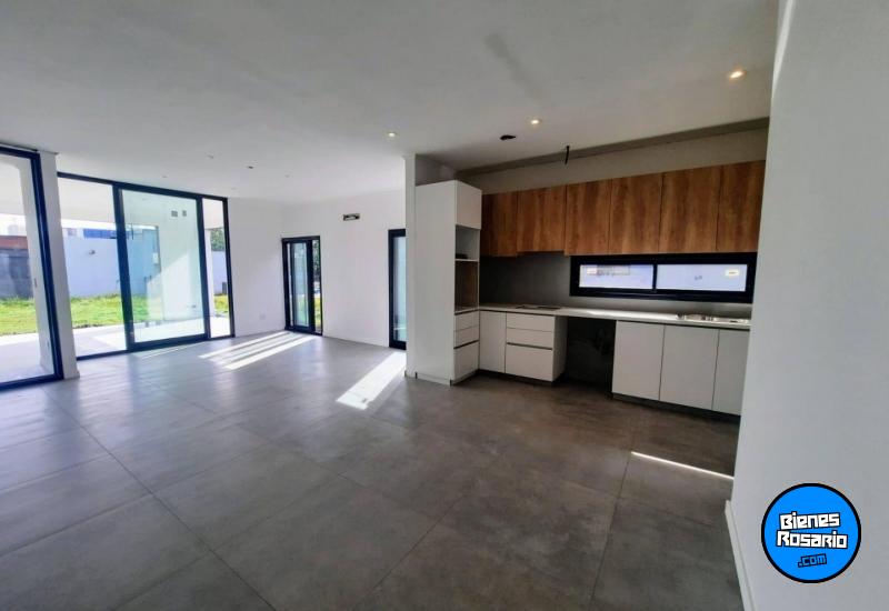Casas - Roldan - Venta