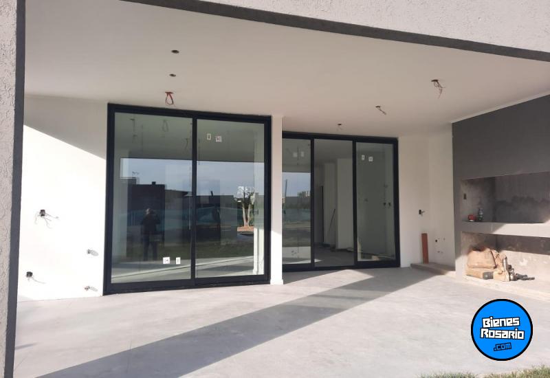 Casas - Roldan - Venta