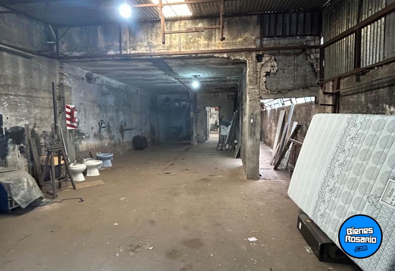 Galpones / Depósitos - Rosario - Venta