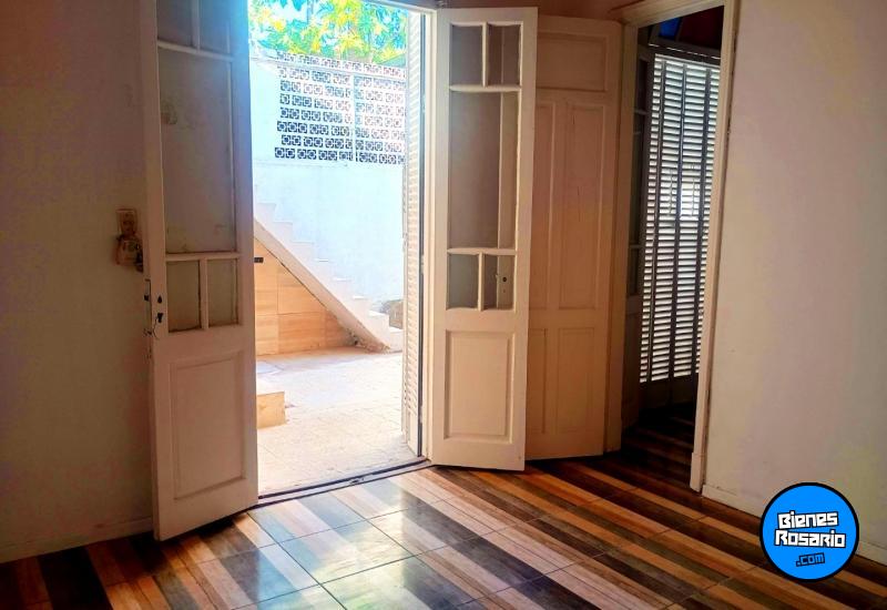 Departamentos de pasillo - Rosario - Venta