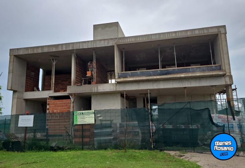 Casas - Funes - Venta