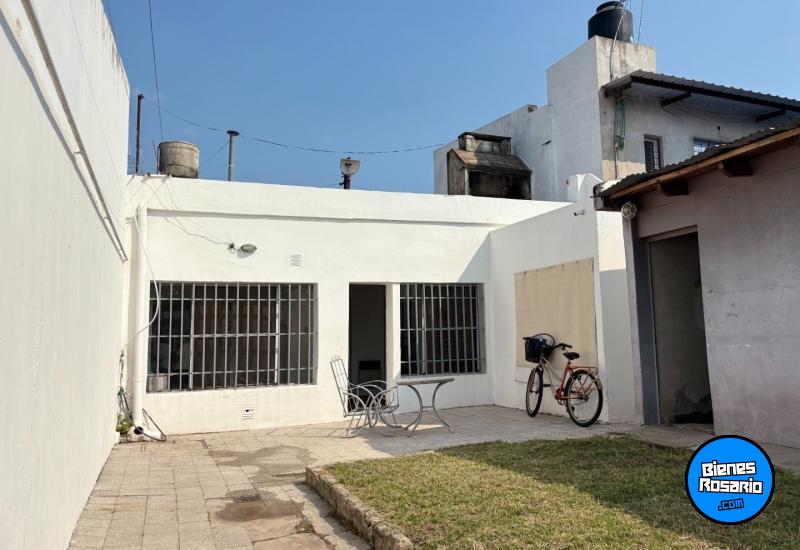 Casas - Rosario -  Alquiler