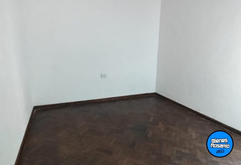 Departamentos de pasillo - Rosario - Venta