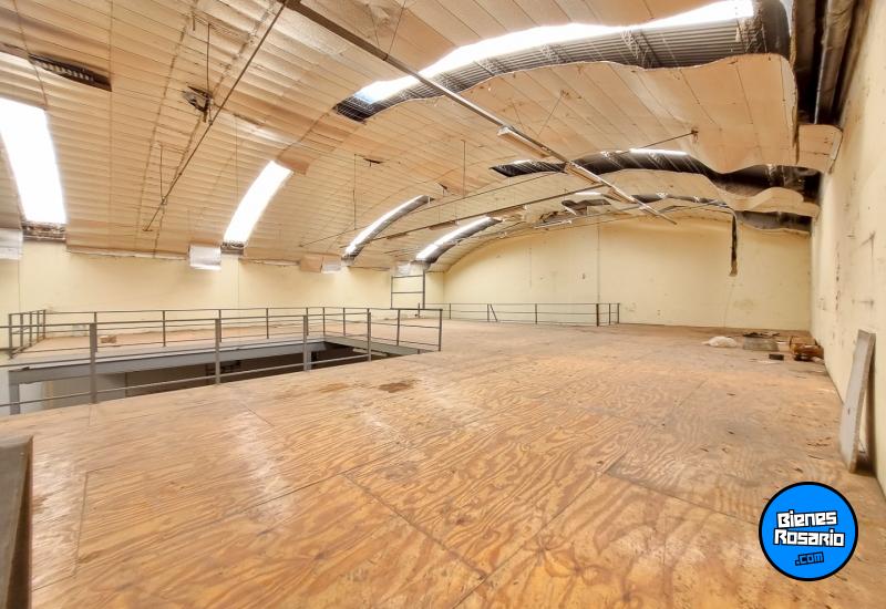 Galpones / Depósitos - Rosario - Venta