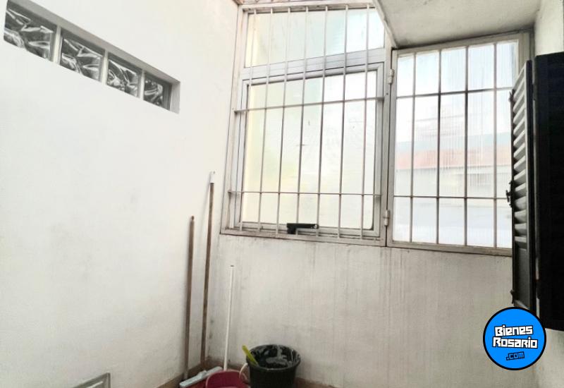 Departamentos de pasillo - Rosario - Venta