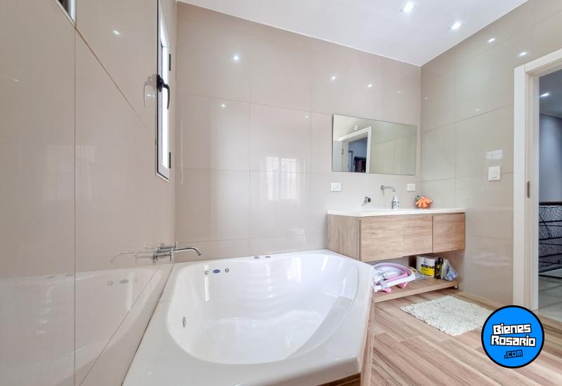 Casas - Rosario - Venta