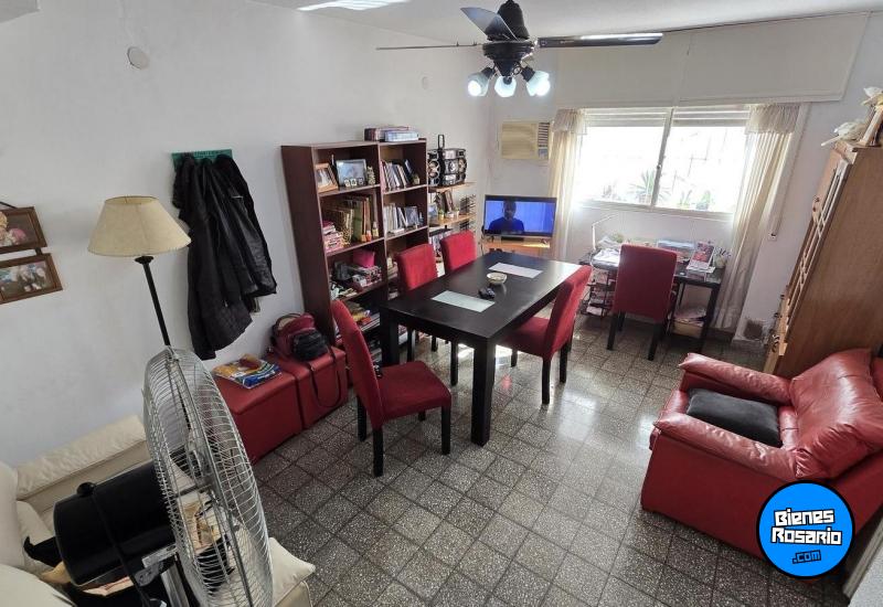 Departamentos de pasillo - Rosario - Venta