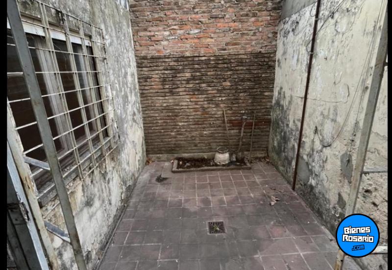 Departamentos de pasillo - Rosario - Venta