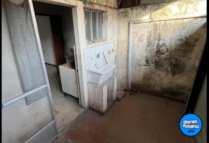 Departamentos de pasillo - Rosario - Venta