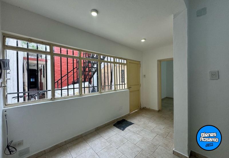 Departamentos de pasillo - Rosario -  Alquiler