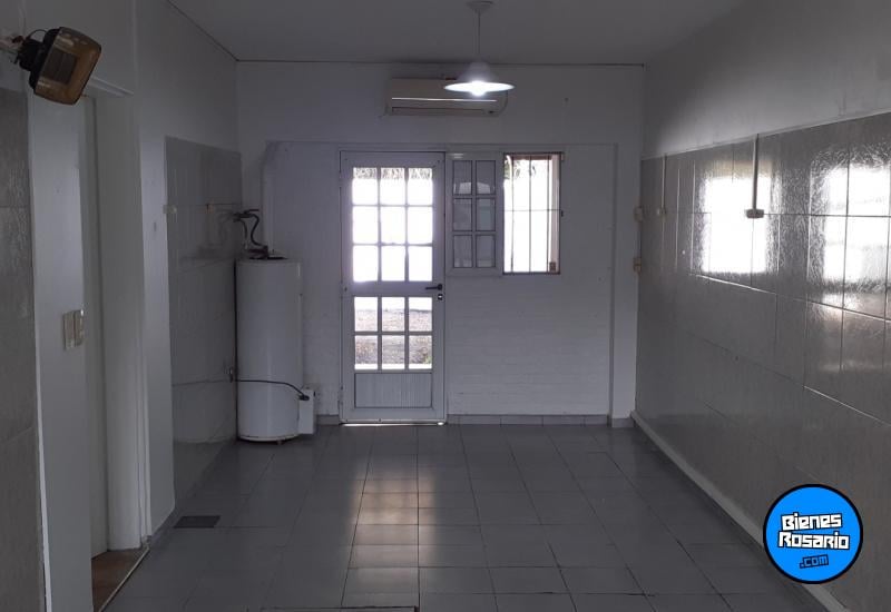 Casas - Rosario -  Alquiler