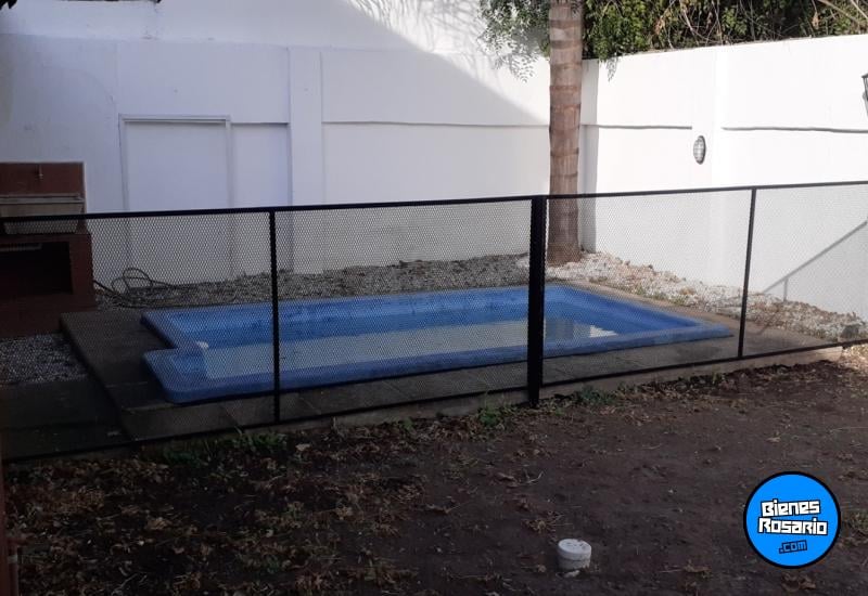 Casas - Rosario -  Alquiler