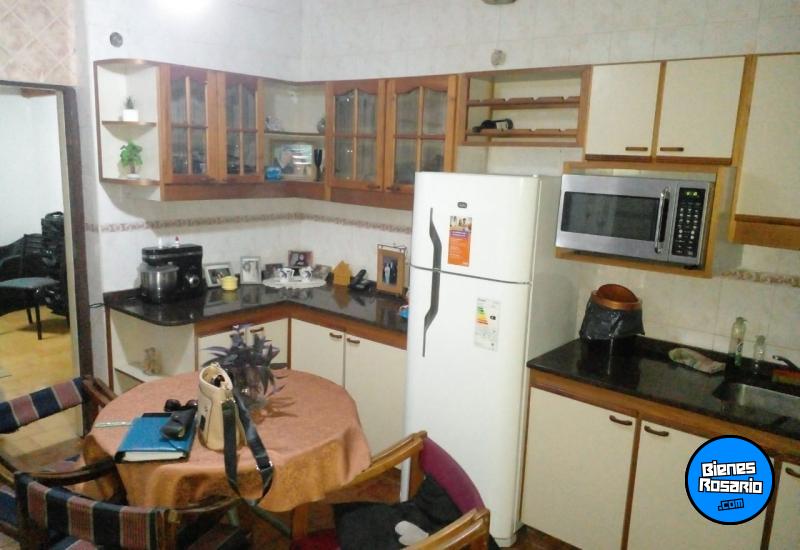 Departamentos de pasillo - Rosario - Venta