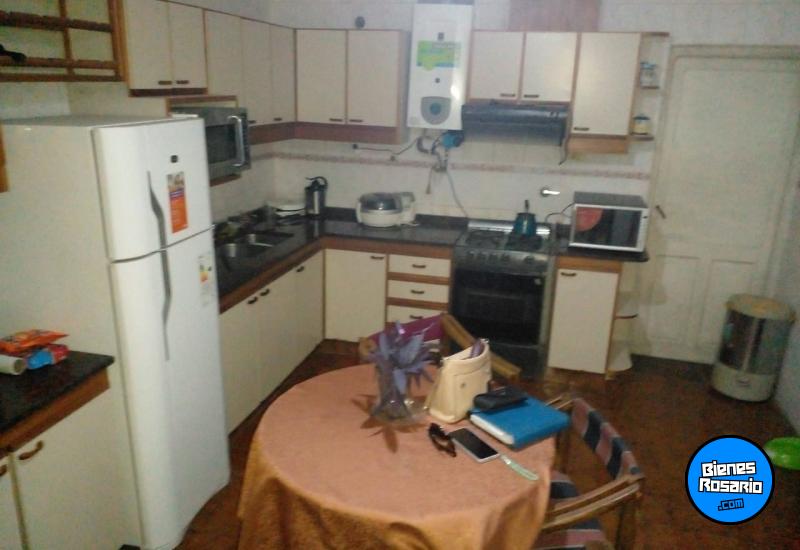Departamentos de pasillo - Rosario - Venta