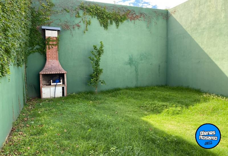 Casas - Rosario -  Alquiler