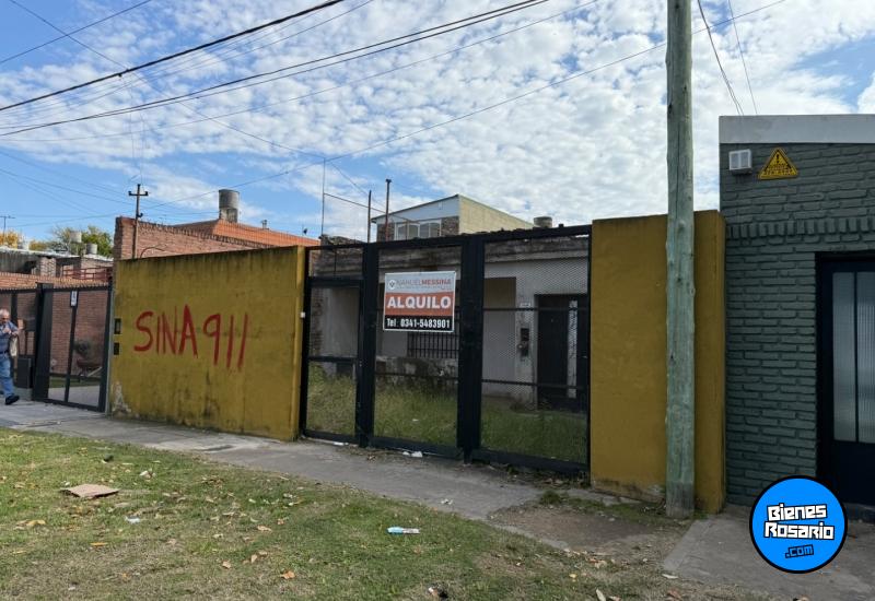 Casas - Rosario -  Alquiler