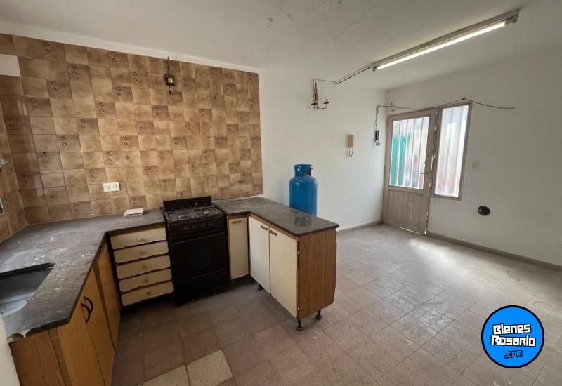 Departamentos de pasillo - Rosario - Venta