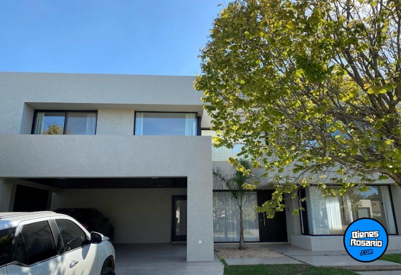 Casas - Funes - Venta