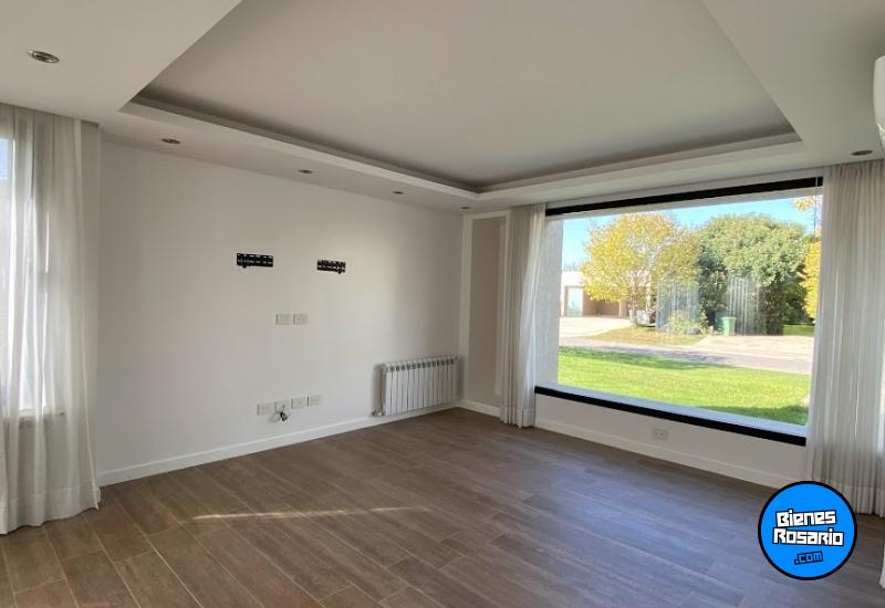 Casas - Funes - Venta