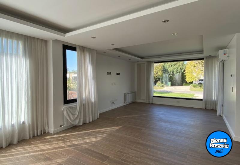Casas - Funes - Venta