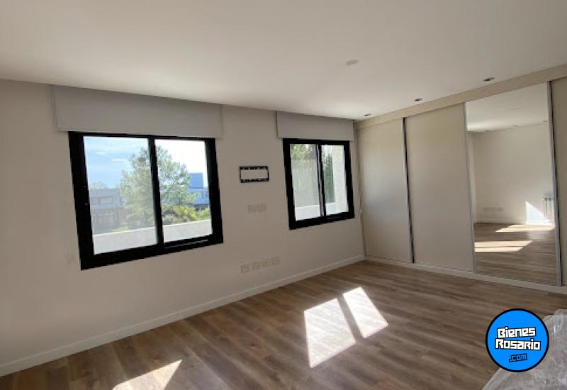 Casas - Funes - Venta