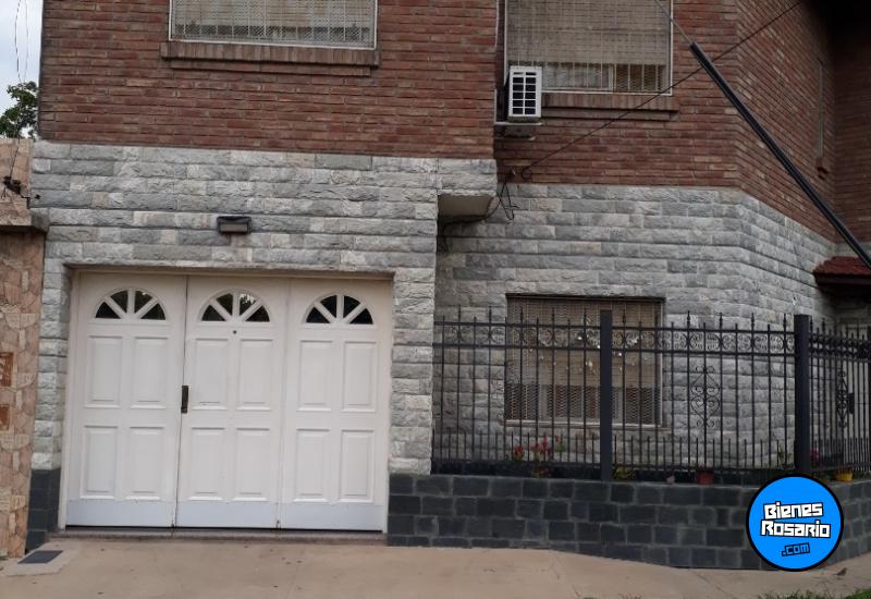 Casas - Rosario -  Alquiler