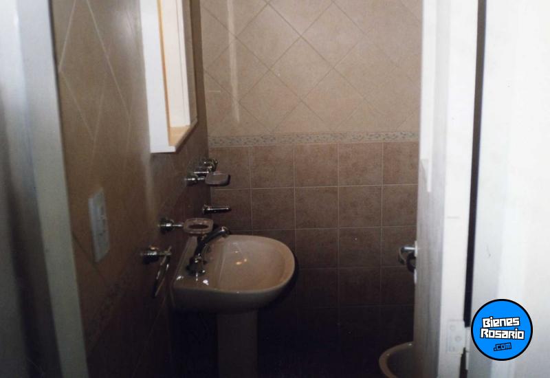 Casas - Rosario -  Alquiler