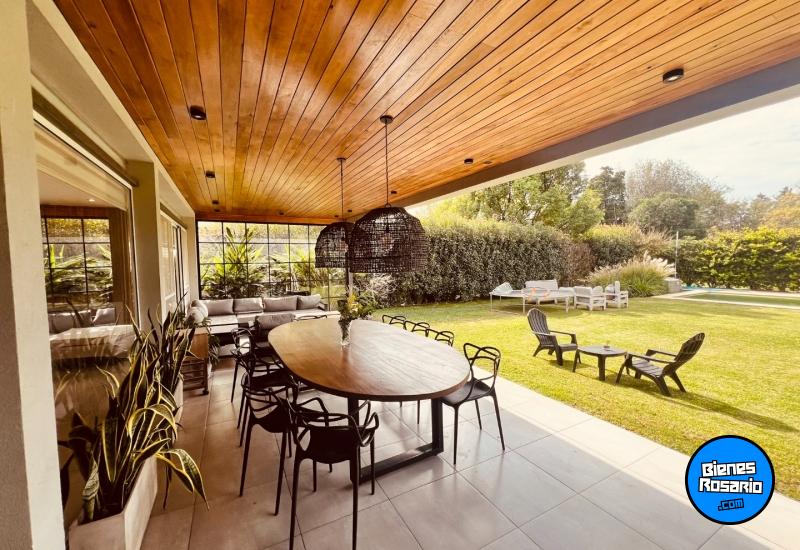 Casas - Funes - Venta