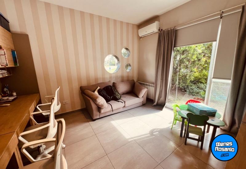 Casas - Funes - Venta