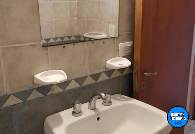 Casas - Rosario -  Alquiler