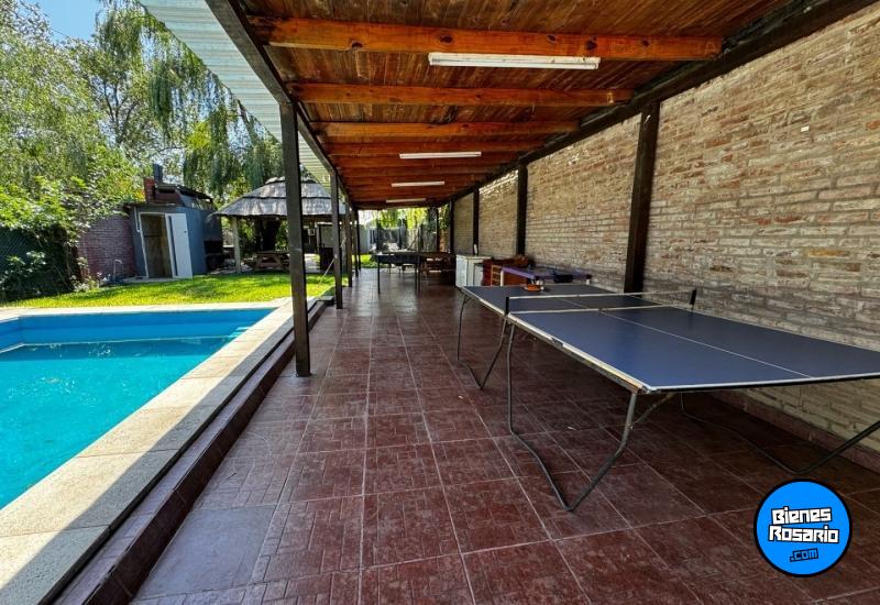 Casas - Funes -  Alquiler