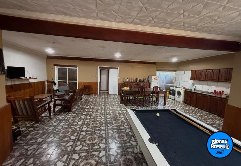 Casas - Funes -  Alquiler