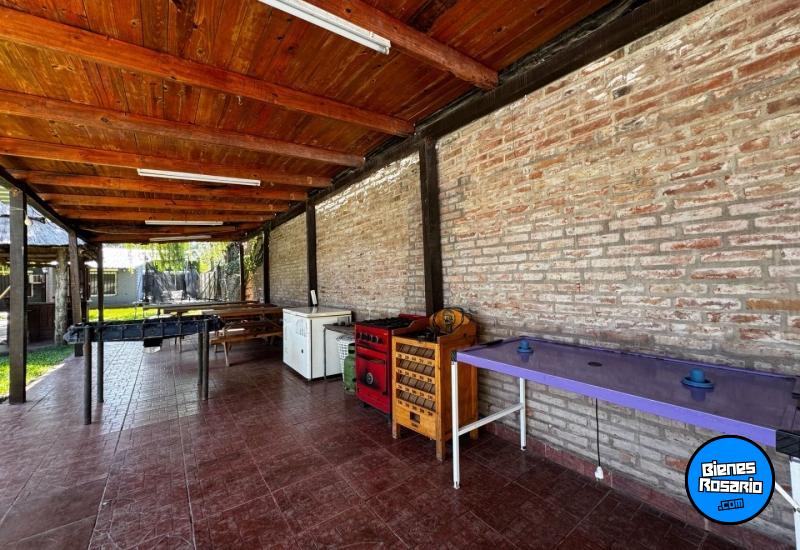 Casas - Funes -  Alquiler