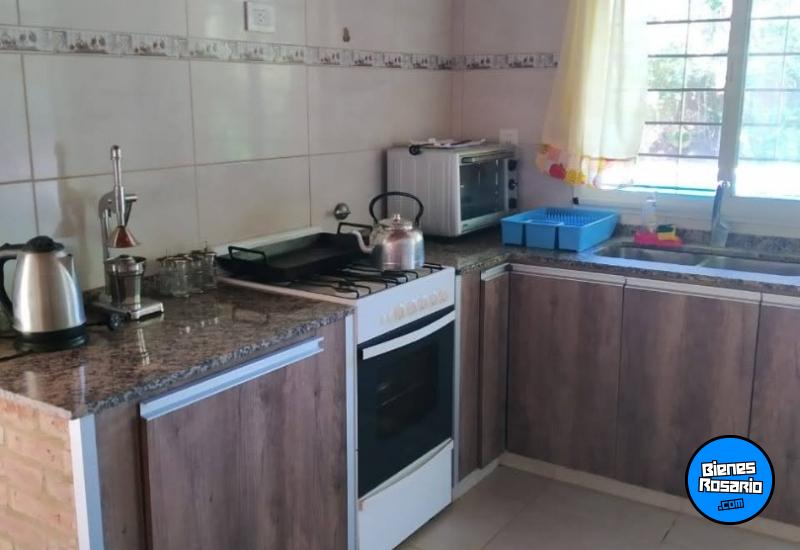 Casas - Funes -  Alquiler