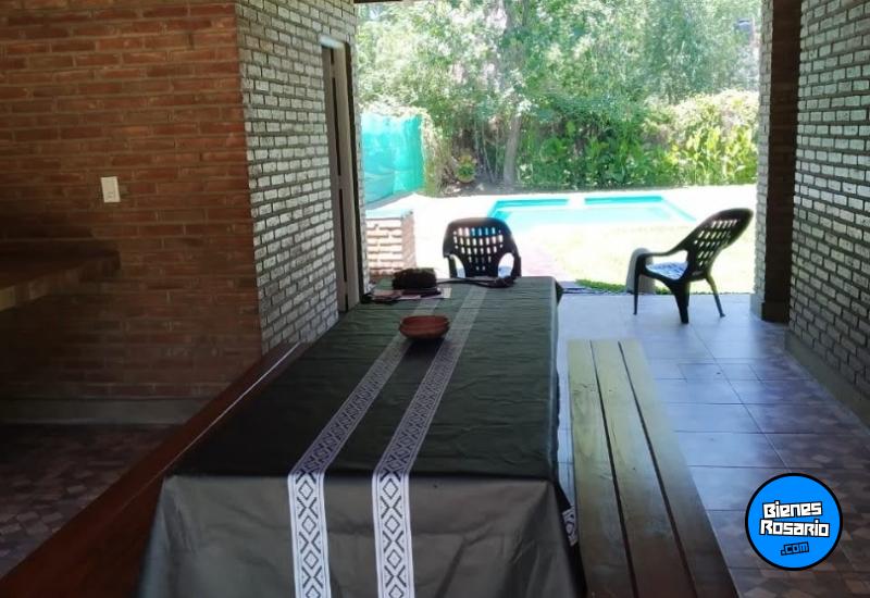 Casas - Funes -  Alquiler