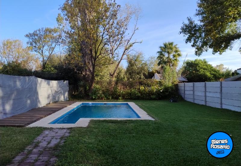 Casas - Funes -  Alquiler