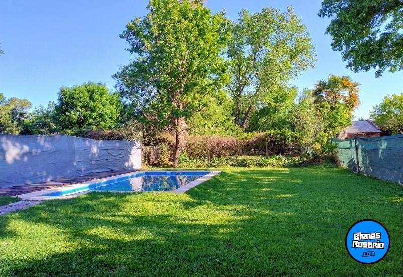 Casas - Funes -  Alquiler