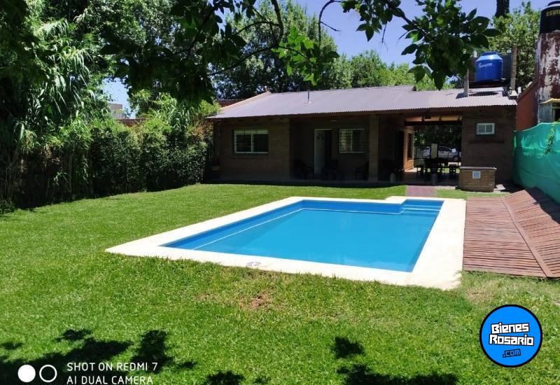 Casas - Funes -  Alquiler