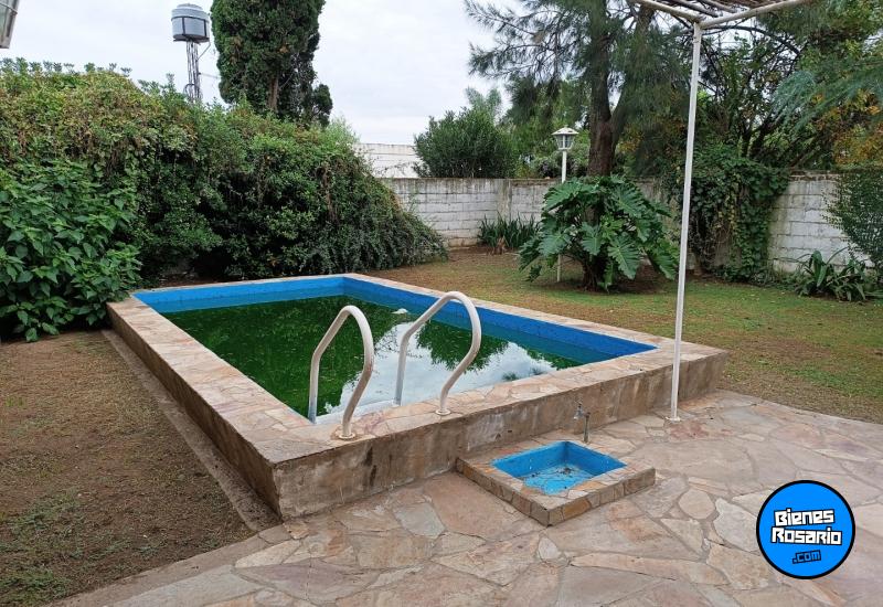 Casas - Uranga -  Alquiler