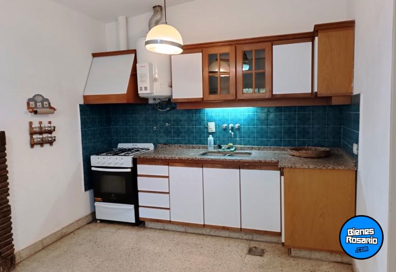 Casas - Uranga -  Alquiler