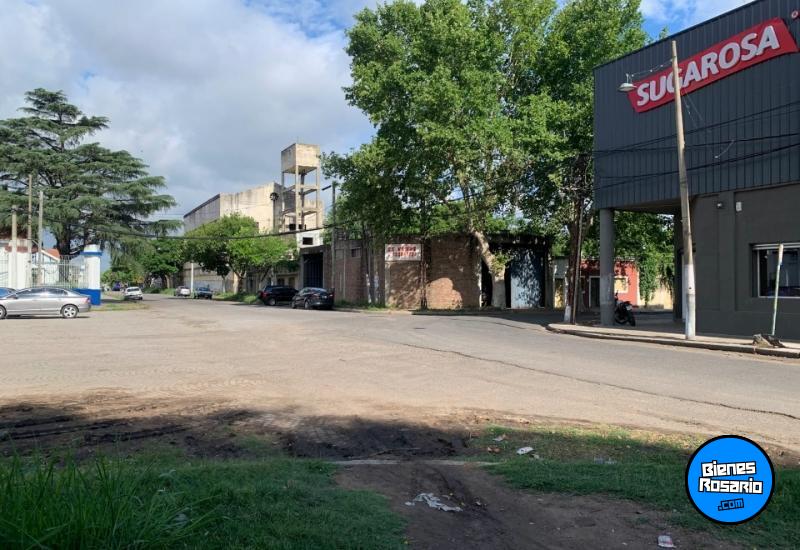 Galpones / Depósitos - Rosario - Venta
