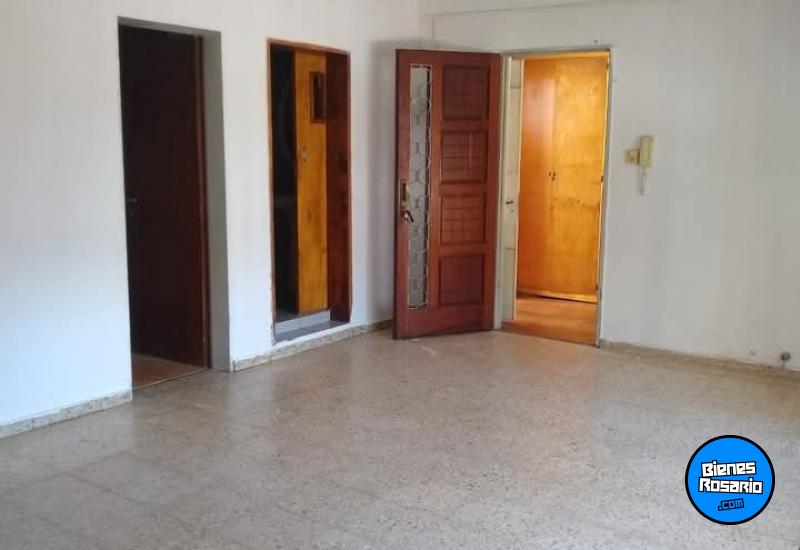 Departamentos de pasillo - Rosario - Venta
