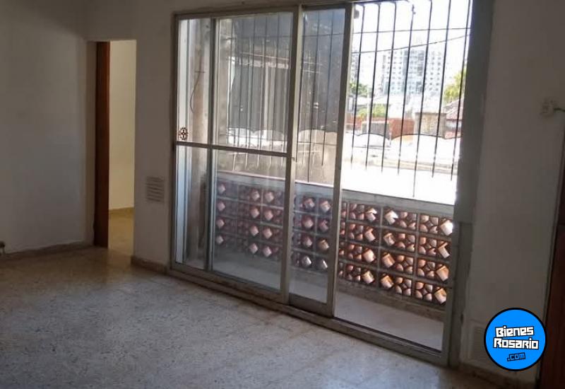 Departamentos de pasillo - Rosario - Venta