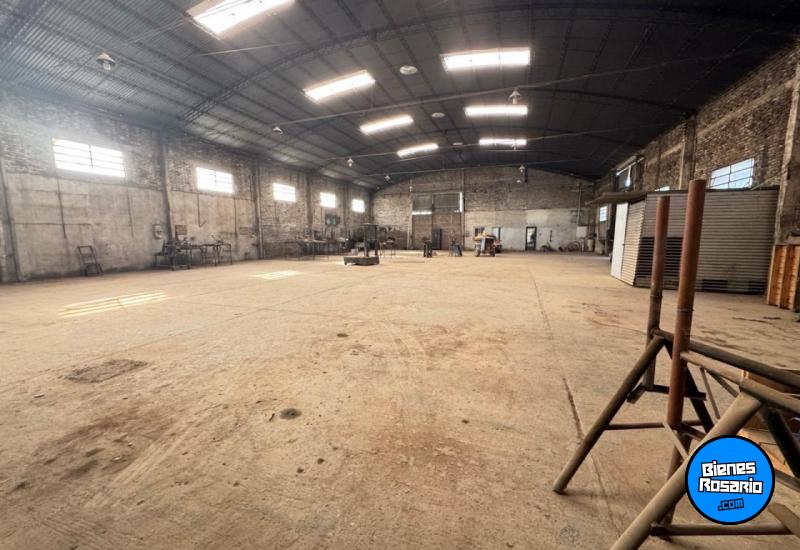 Galpones / Depósitos - Rosario - Venta
