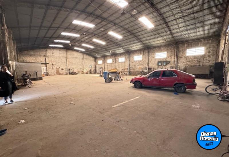 Galpones / Depósitos - Rosario - Venta
