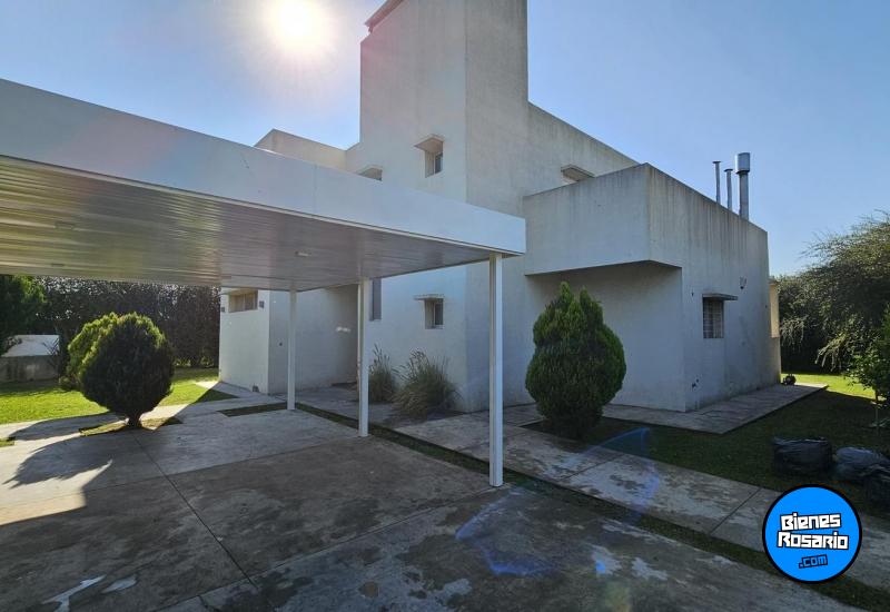 Casas - Funes - Venta