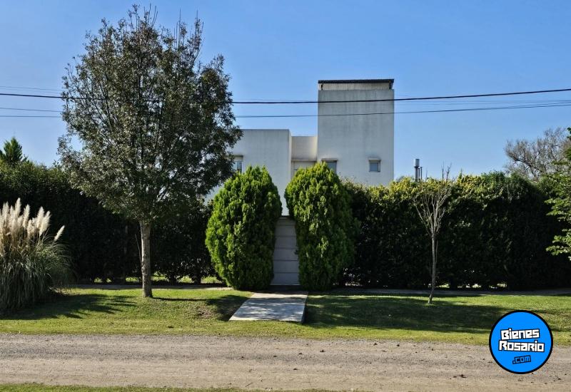 Casas - Funes - Venta