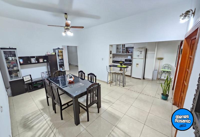 Casas - Rosario -  Alquiler