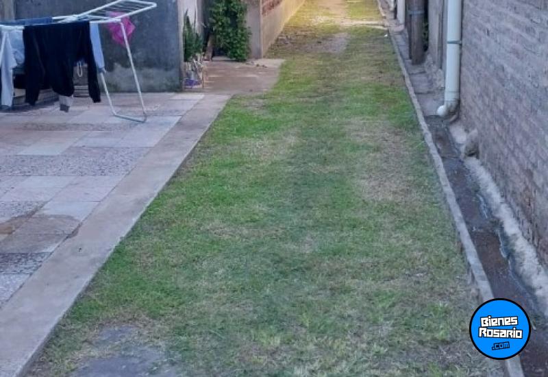 Casas - Alvarez - Venta