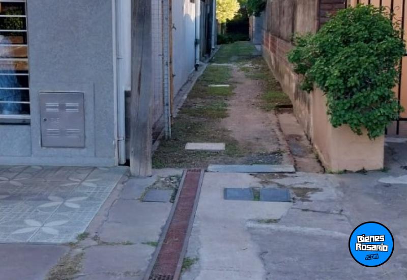 Casas - Alvarez - Venta